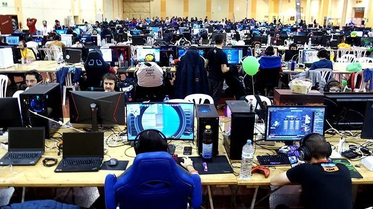 Imatge de la participació en la Lan Party mollerussenca 2022 ©FiraMollerussa