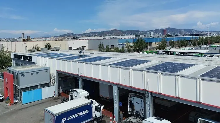 Instal·lació en la seu de Barcelona de Motor Tàrrega ©MT