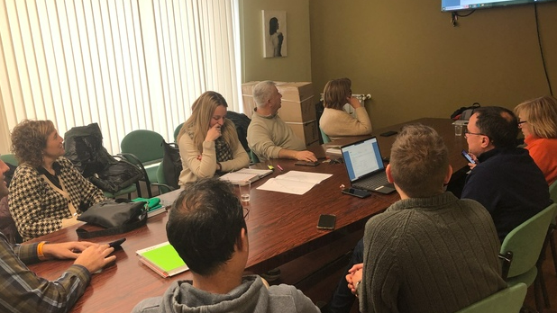 La Junta de Govern Local de l'Ajuntament de Les Borges Blanques reunida per l'avantprojecte d'abastir amb energia fotovoltaica el municipi ©AjBorgesBlanques