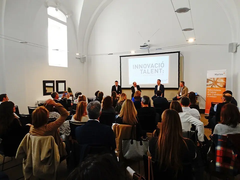 Xavier Marcet en la seva ponència al Parador de Lleida sobre el talent, el lideratge i la innovació - Foto: Esther Barta