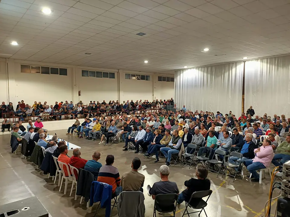 La reunió de la Plataforma celebrada ahir a Miralcamp, al Pla d'Urgell

Data de publicació: dissabte 20 de maig del 2023, 11:17

Localització: Lleida

Autor: Cedida per la Plataforma del Manifest del Gran Urgell