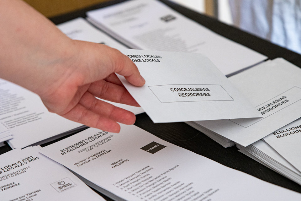 Votació a Tarrega durant les eleccions municipals de 2023 - Foto: Jordi Vinuesa