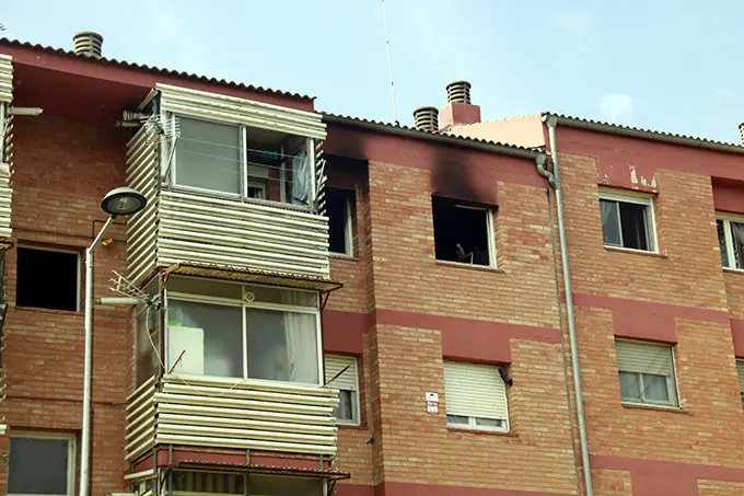 Habitatge incendiat al carrer Monteró de Balaguer on ha mort una dona

Data de publicació: dimecres 21 de juny del 2023, 11:16

Localització: Balaguer

Autor: Anna Berga