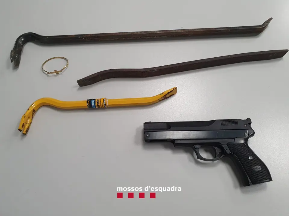 Els Mossos d'Esquadra detenen dos homes per robar en un domicili de Lleida - Foto: Mossos d'Esquadra