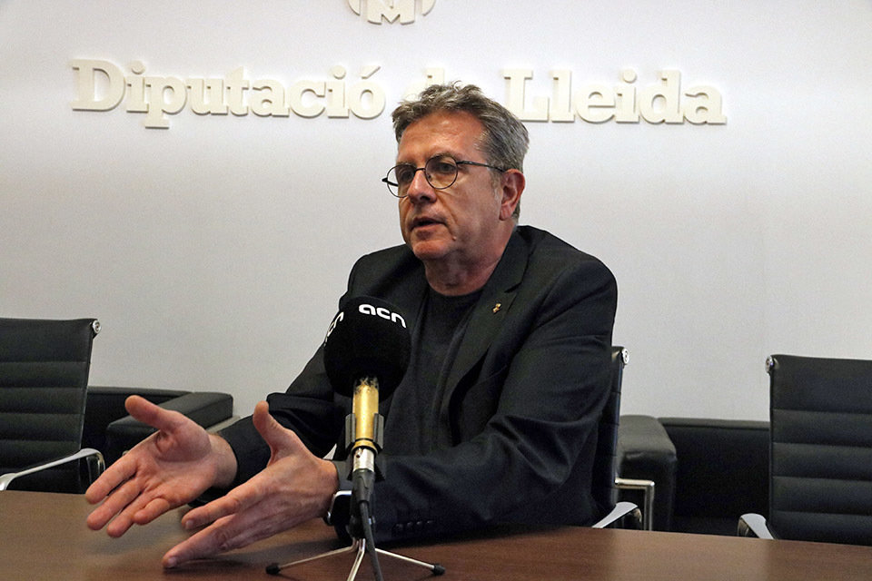 El president de la Diputació de Lleida, Joan Talarn, entrevistat per l'ACN

Data de publicació: dimecres 19 de juliol del 2023, 06:00

Localització: Lleida

Autor: Ignasi Gómez