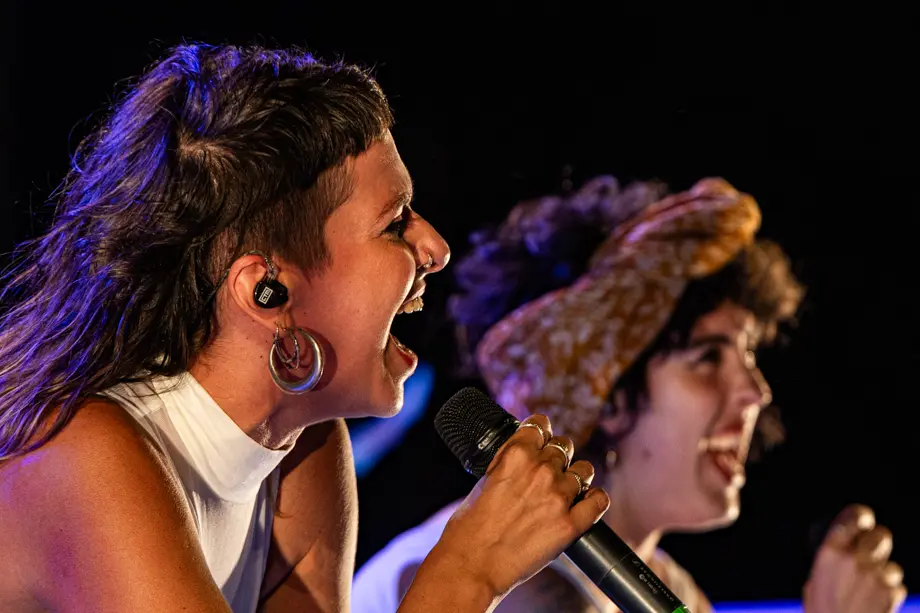 Actuació de Mabel Flores al Càmping Municipal de Tàrrega durant el 25è Paupaterres - Foto: Jordi Vinuesa