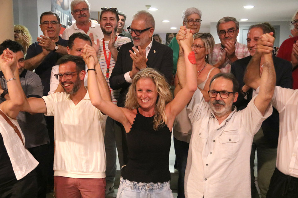 Celebració a la seu del PSC a Lleida amb Montse Mínguez al capdavant - Foto: Ignasi Gómez