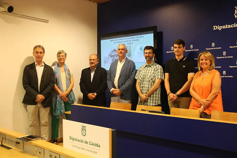 L'Informe sobre el Turisme rural a la demarcació de Lleida 2002-2022 elaborat per la Càtedra de Turisme d'Interior i de Muntanya de la Universitat de Lleida s'ha presentat aquest dilluns a la Diputació de Lleida