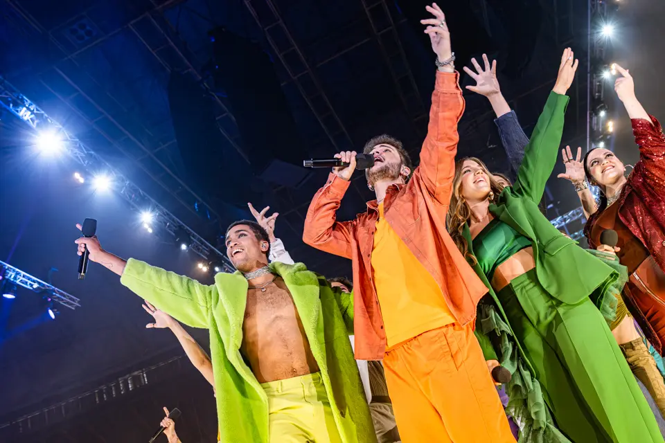 Els participants de la segona edició d'Eufòria en el concert concert conjunt al palau Sant Jordi amb l'Ethan Barea al capdavant - Foto: Jordi Vinuesa