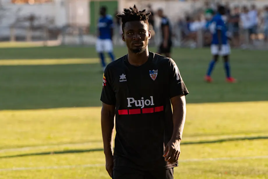 Partit amistós entre el Lleida Esportiu i el CFJ Mollerussa, disputat a Ivars d'Urgell - Foto: Jordi VInuesa