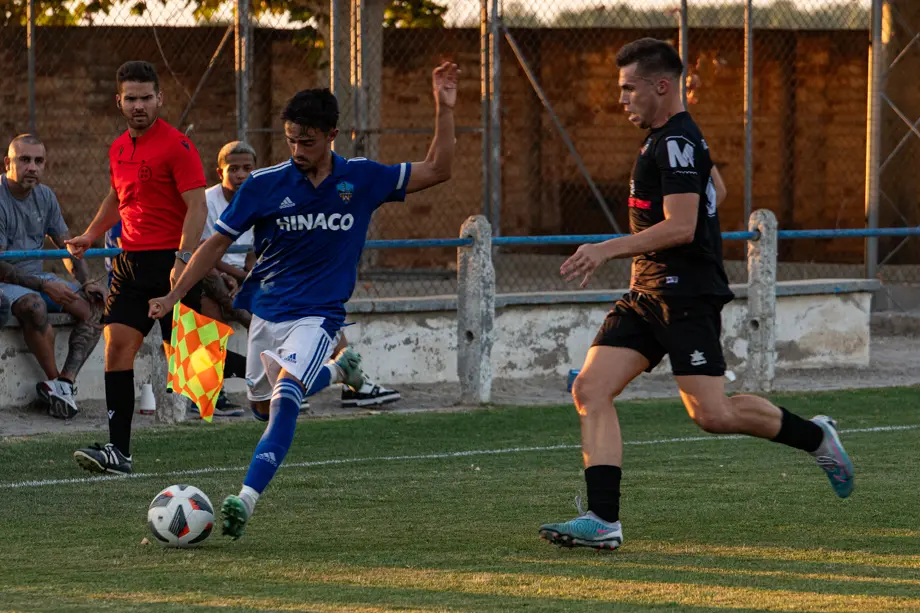 Partit amistós entre el Lleida Esportiu i el CFJ Mollerussa, disputat a Ivars d'Urgell - Foto: Jordi VInuesa