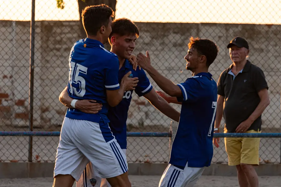 Partit amistós entre el Lleida Esportiu i el CFJ Mollerussa, disputat a Ivars d'Urgell - Foto: Jordi VInuesa