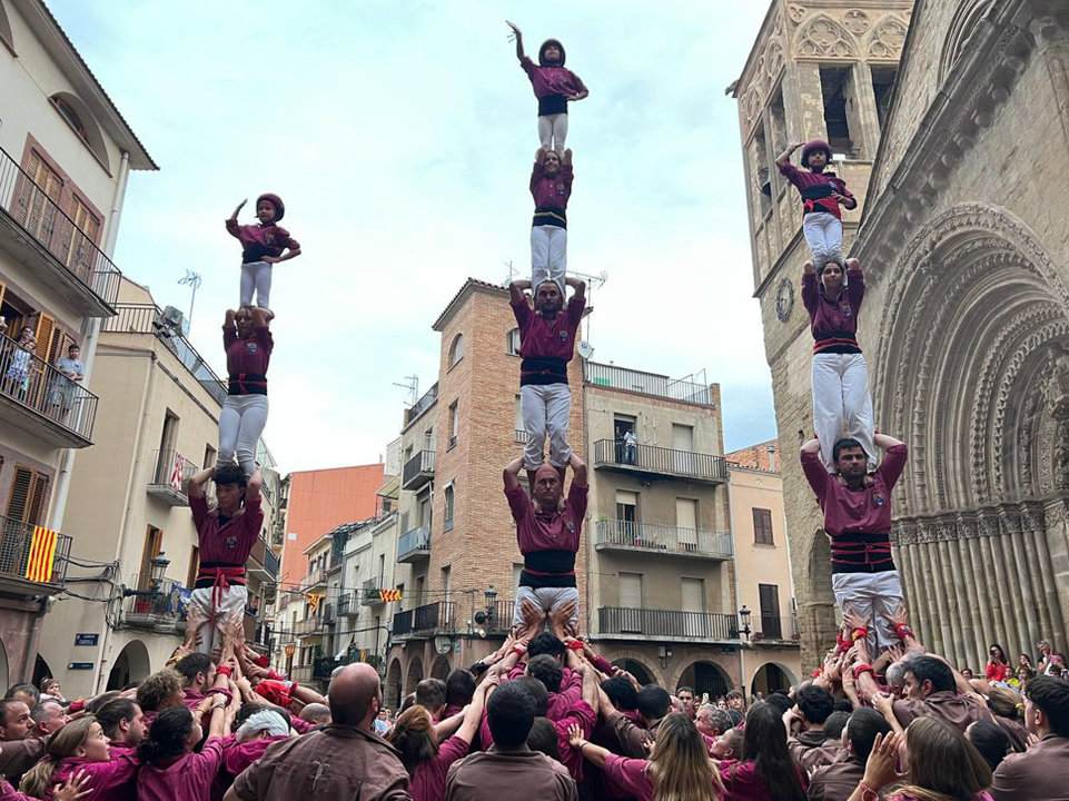 Vano de 5 dels Castellers de Lleida durant l'actuació a Agramunt - Foto: Castellers de Lleida