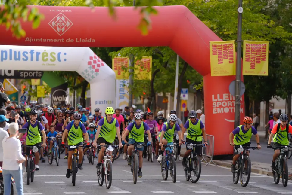 Sortida de la pedalada popular a Lleida - Foto: Mario Gascon Gracia