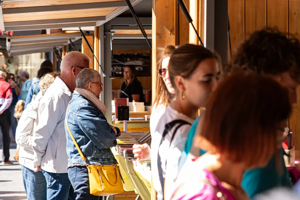 Activitat durant la jornada de dissabte de la primera edició de Sant Miquel de les Lletres a Lleida - Foto: Jordi Vinuesa