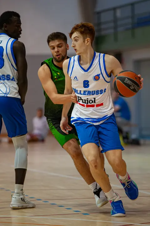 033_JVEl Pujol CB Mollerussa comença la temporada amb una victòria a casa davant el CB Les Franqueses - Foto: Jordi VinuesaF6053