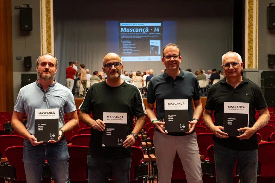 L'acte de presentació ha comptat amb les intervencions de l'alcalde de Mollerussa, Marc Solona; el president de Mascançà, Jaume Suau; l'editor de la revista, Daniel Altisent i el director de l'Arxiu Comarcal, Josep Jordana - Foto: Jordi VInuesa