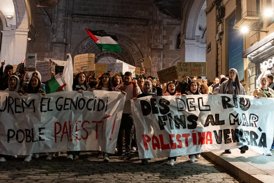 Manifestació en solidaritat al poble palestí a Lleida - Foto: Jordi Vinuesa