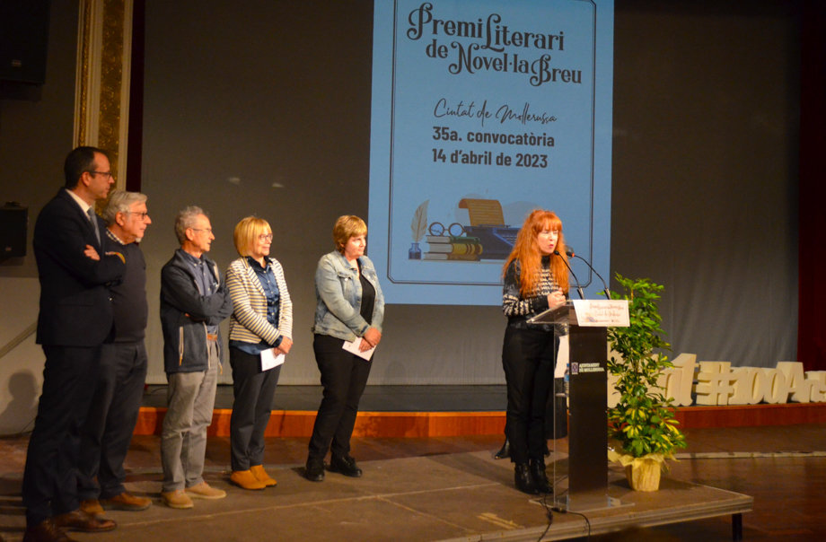 Entrega del 35è Premi Literari de Novel·la Breu 'Ciutat de Mollerussa' a Raquel Casas - Foto: Ajuntament de Mollerussa
