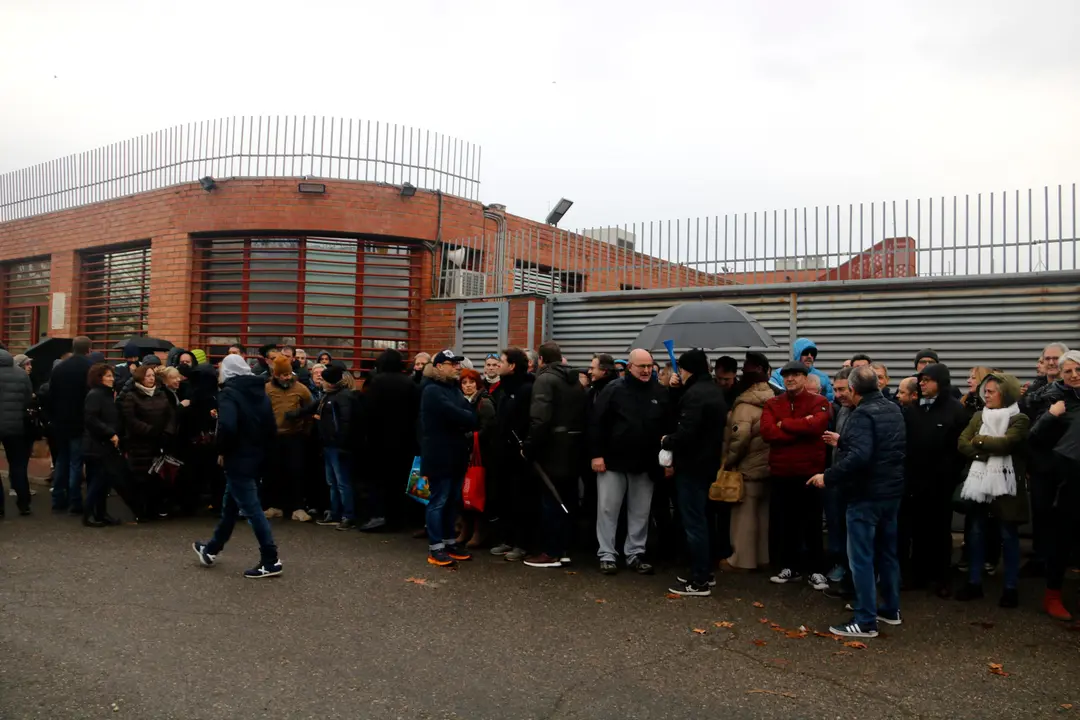 Protesta de funcionaris a els portes de la presó de Lleida - Foto: Oriol Bosch