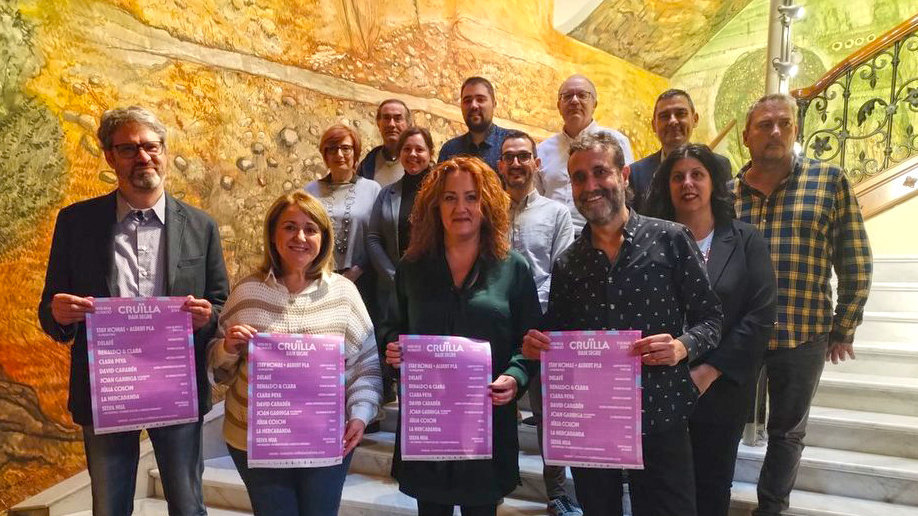Alcaldes i representants dels pobles del Baix Segre i del festival Cruïlla a la presentació del Cruïlla Baix Segre a la Diputació de Lleida - Foto: Anna Berga (ACN)