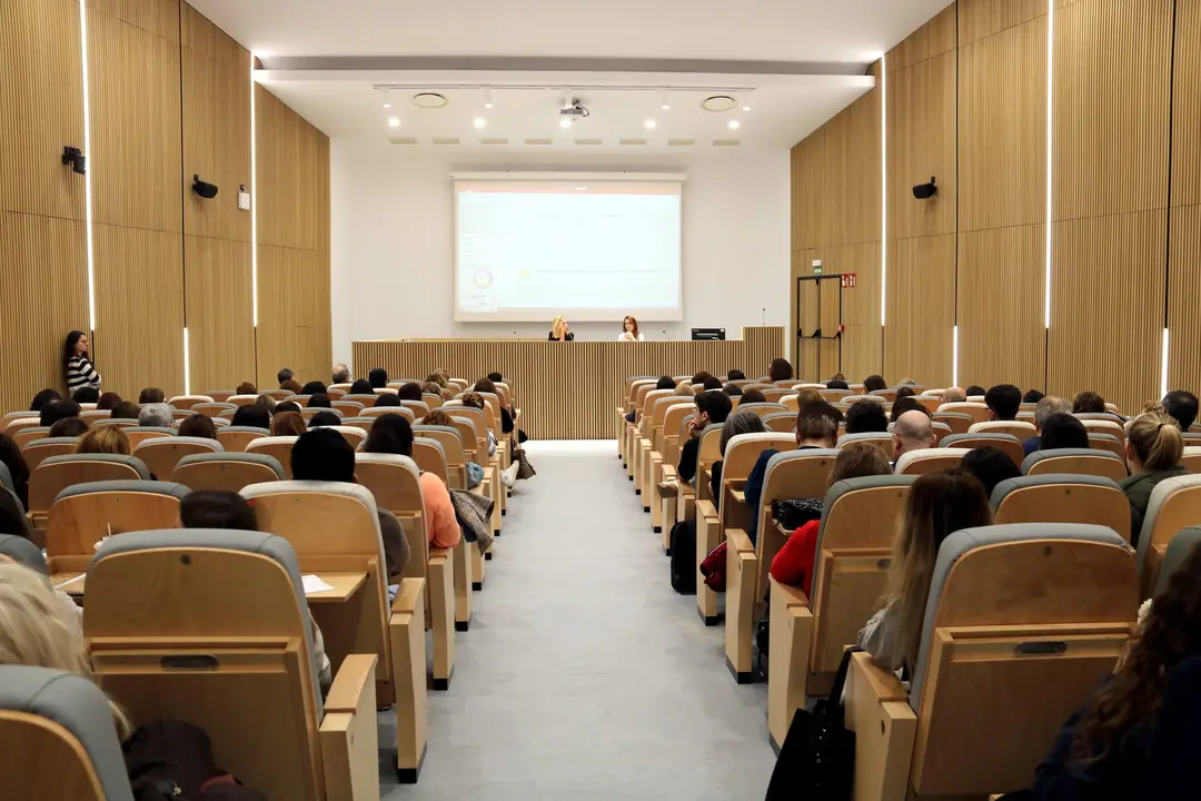 La sala d'actes de l'Hospital Arnau de Vilanova ha acollit les Jornades d'Actualització en Pneumologia de la Regió Sanitària de Lleida - Foto: Alba Mor