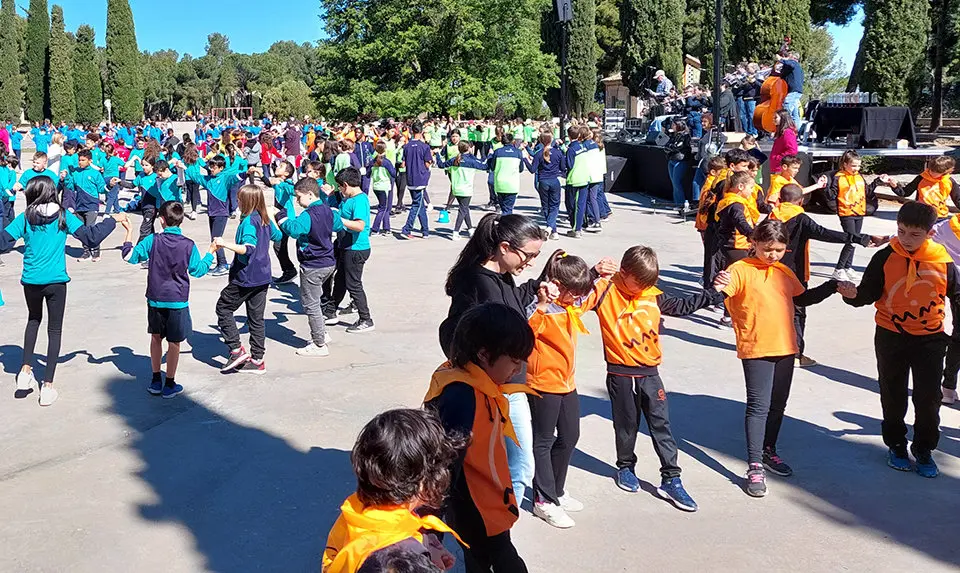 Ballada de sardanes al Parc de Sant Eloi
Fotos: Ajuntament i Federació de Colles Sardanistes de Lleida