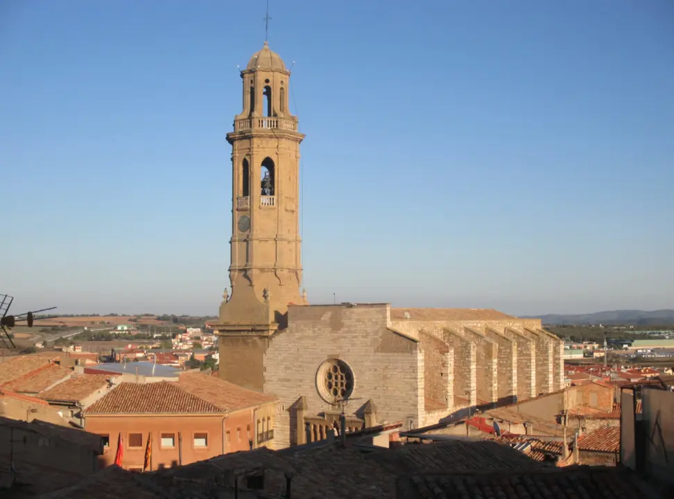 El campanar de Calaf és un dels cinc més alts de tot el país. Foto: ACN