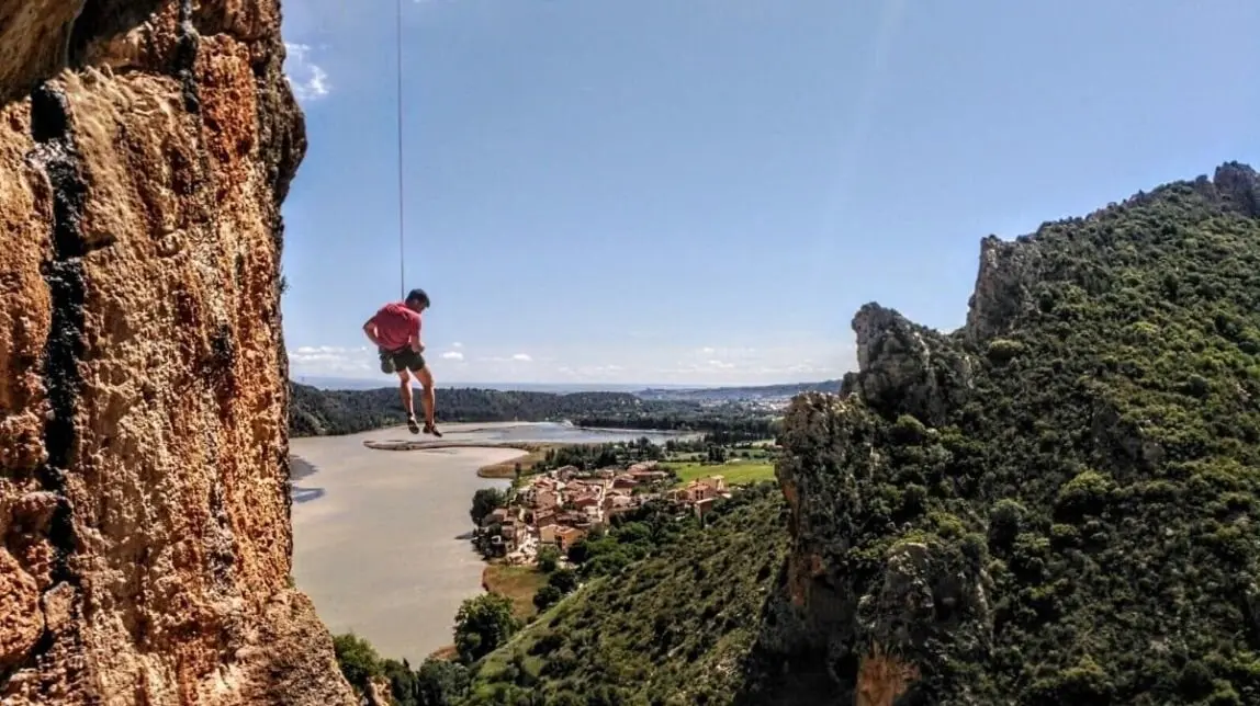 Imatge d'un escalador a la Paret d'os