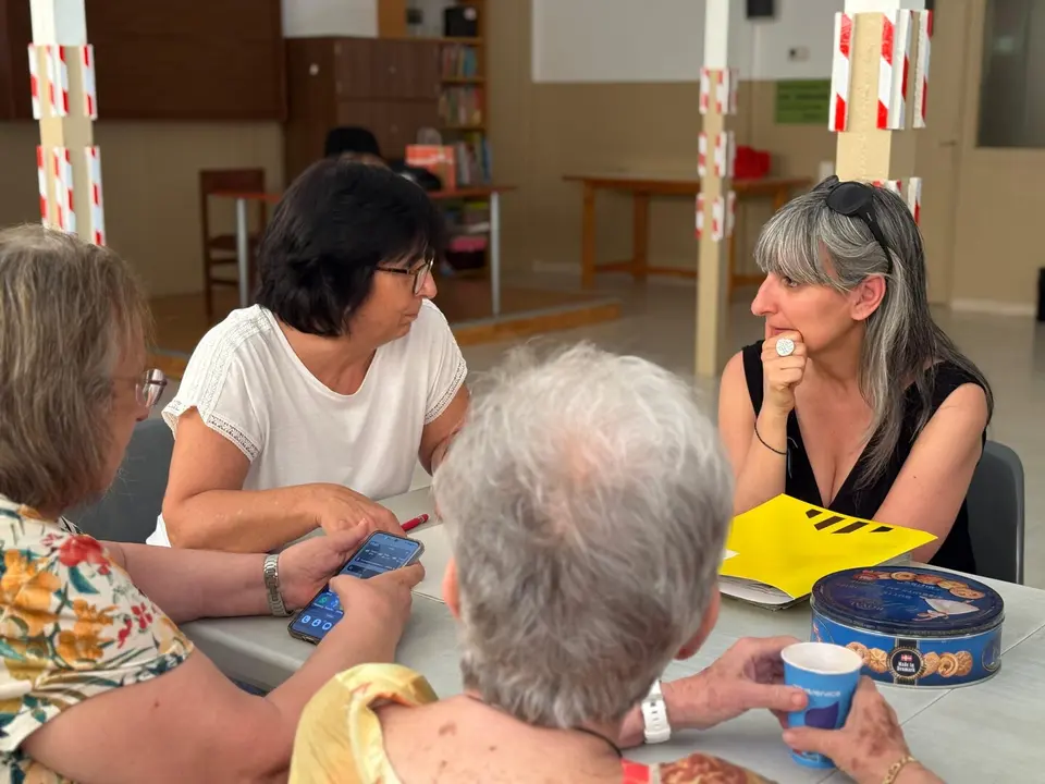 ERC alerta del deteriorament creixent de l'espai públic al Clot i demana més accions contra l'incivisme i els pisos sobreocupats