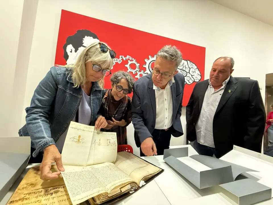 Restauraci&oacute; dels llibres de Fam&iacute;lia de Pedrolo