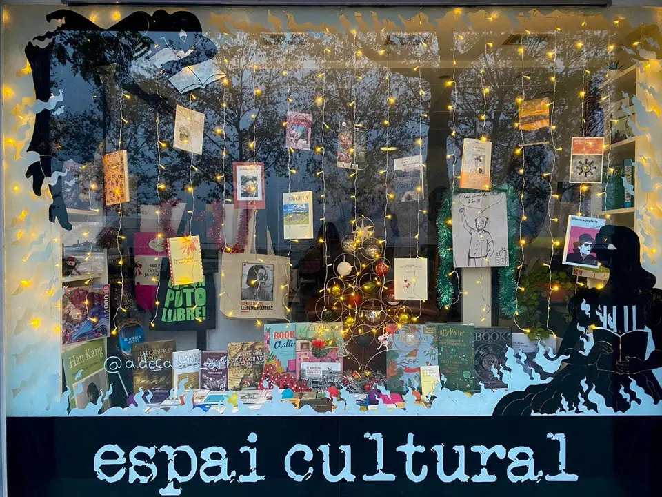 Aparador La Irreductible, participant al concurs. Foto: The English Pear Tree