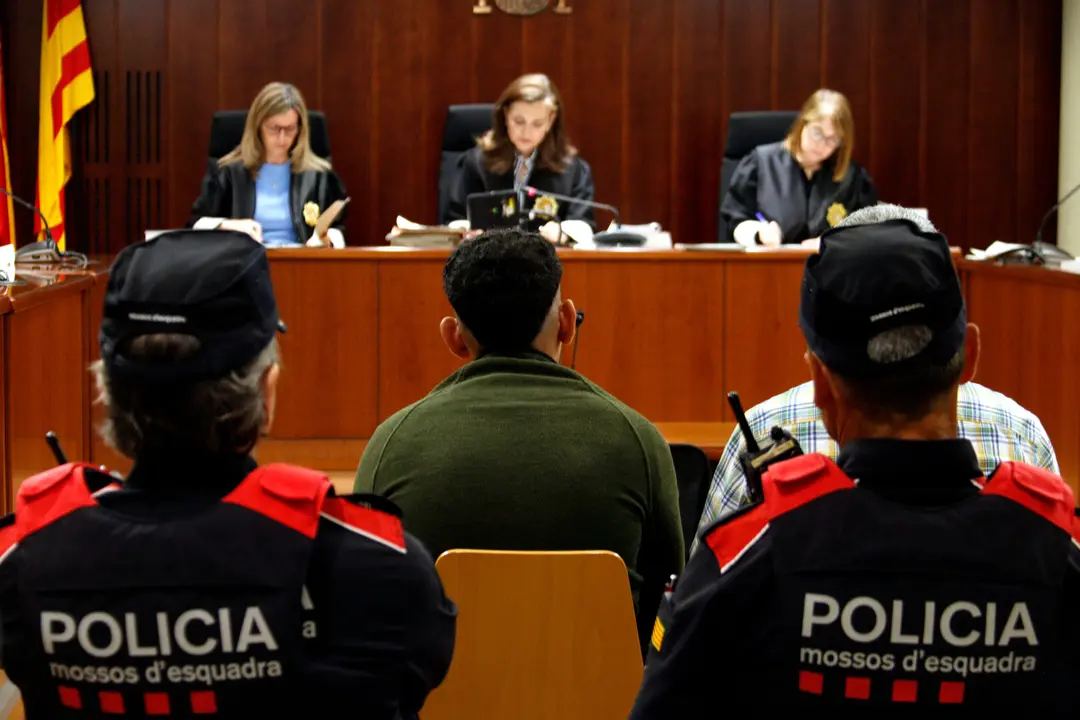 L'acusat durant el judici. Foto: ACN