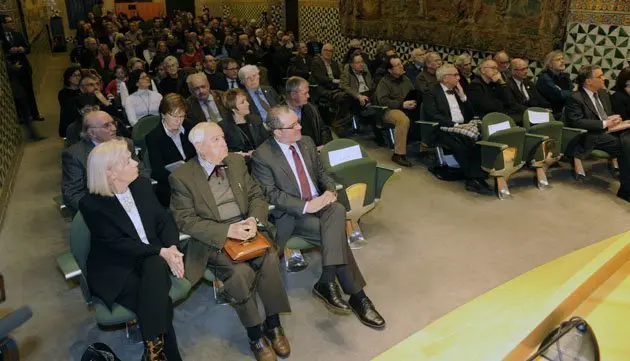 L'acte va tenir lloc sala Prat de la Riba de l'IEC.