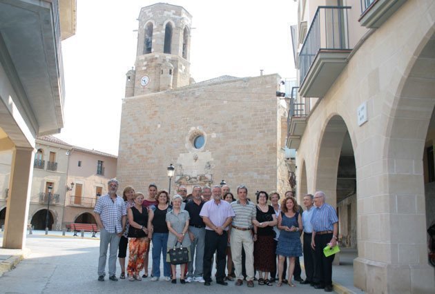 El president del Consell Comarcal Francesc Fabregat amb el membres de TECLAM&#39;S.