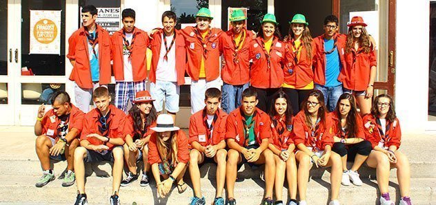 El grup de joves escoltes d&#39;Ivars d&#39;Urgell que participen en el camp internacional.