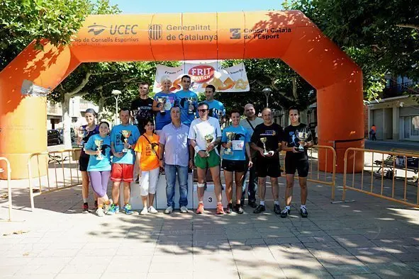 Els premiats, amb l'alcalde de Castelldans Xavier López