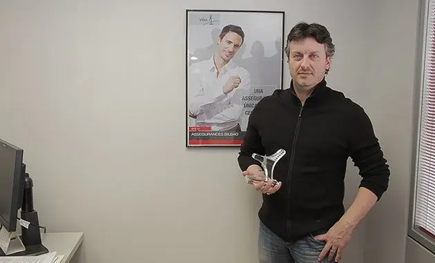 Ramon Simó amb el guardo PDP que pertany a l'any 2013.