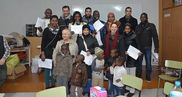 Els participants en les aules d'idiomes de Creu Roja el Pla d'Urgell.