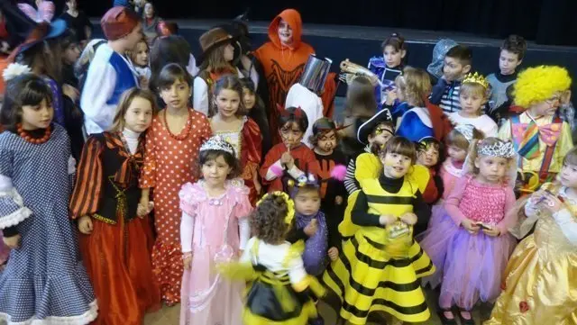 Carnestoltes al Pavelló de l'Oli2