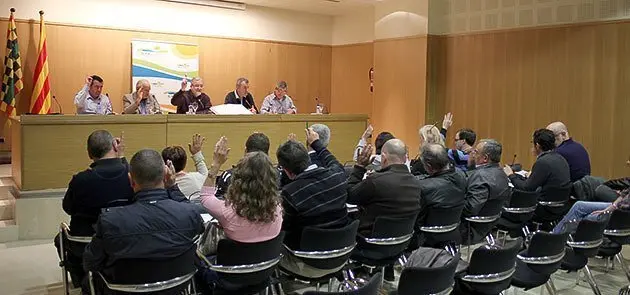 Ple del Consell Comarcal del mes d'abril.