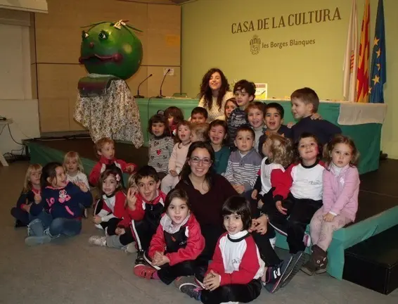 Presentació de l'Oliveta a la Biblioteca--T
