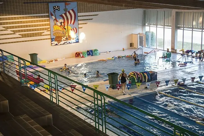 La piscina petita del complex en la que se substituirà l'equip salinitzador.