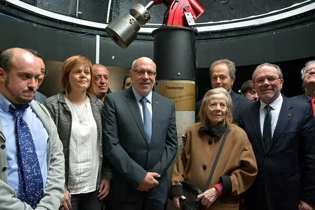 El conseller Jordi Baiget presideix el bateig del telescopi al COU d'Àger Interior