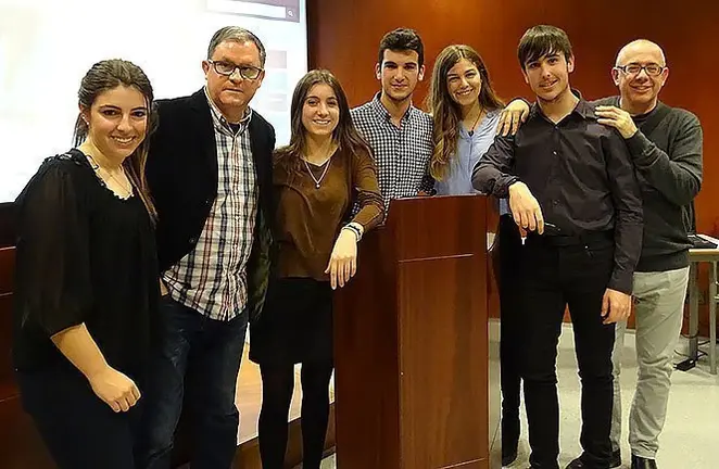 Equip guanyador del Debat i responsables Ins La Serra