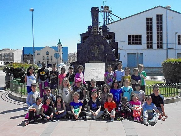 Els alumnes de quart de l'escola Ignasi Peraire de Mollerussa visiten el tenquet