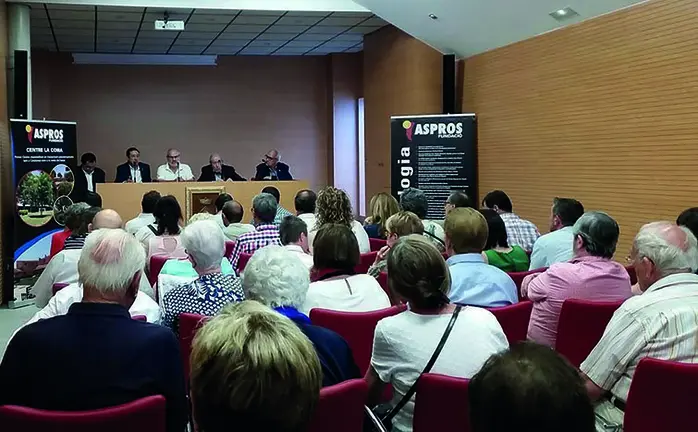 L'acte de commemoració es va celebrar a la sala d'actes de l'Ajuntament