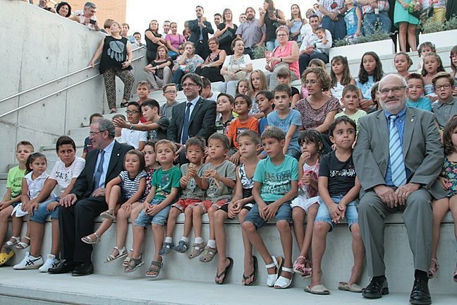 El president Puigdemont comparteix grades amb la quitxalla de Sidamon