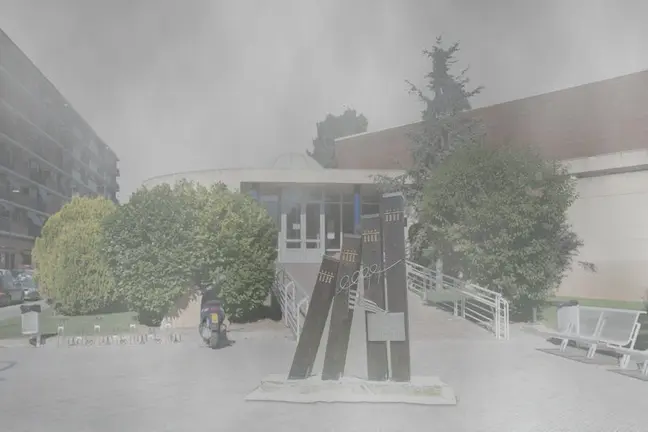 Monument a les piscines-AMB BOIRA