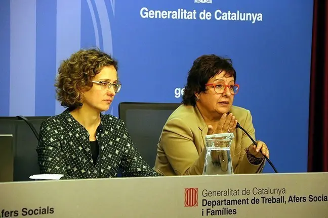 Dolors Bassa i Meritxell Ruiz presenten el programa de competències 1